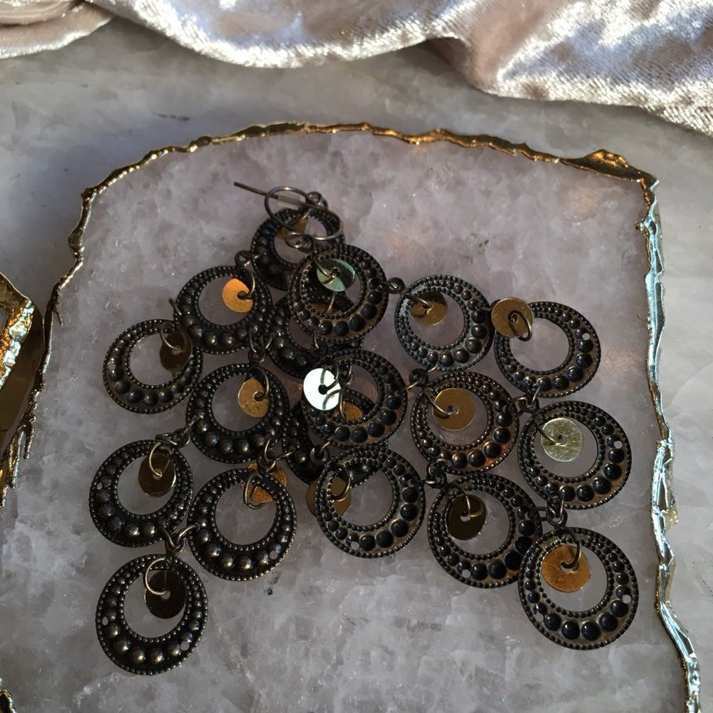 CASCADING EARRINGS!   - Picture 12 of 12